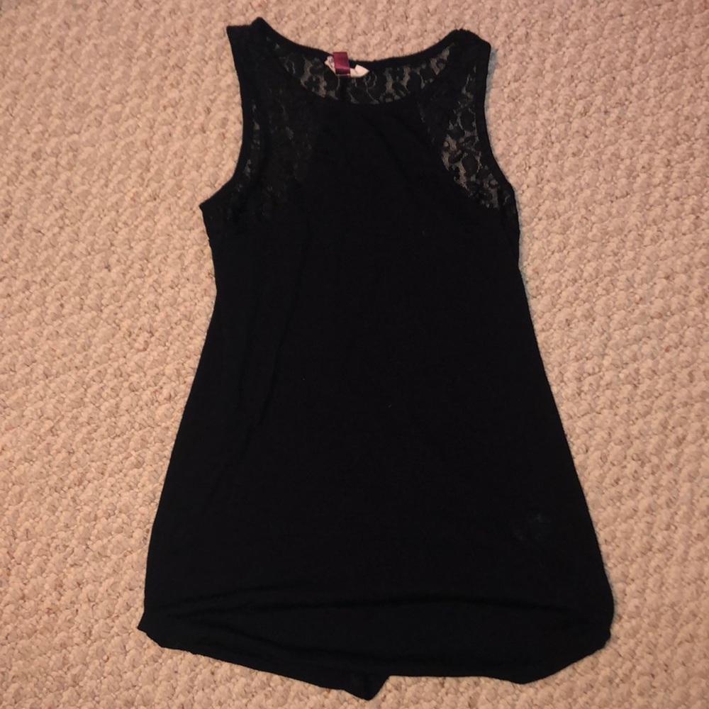 Lace black tank